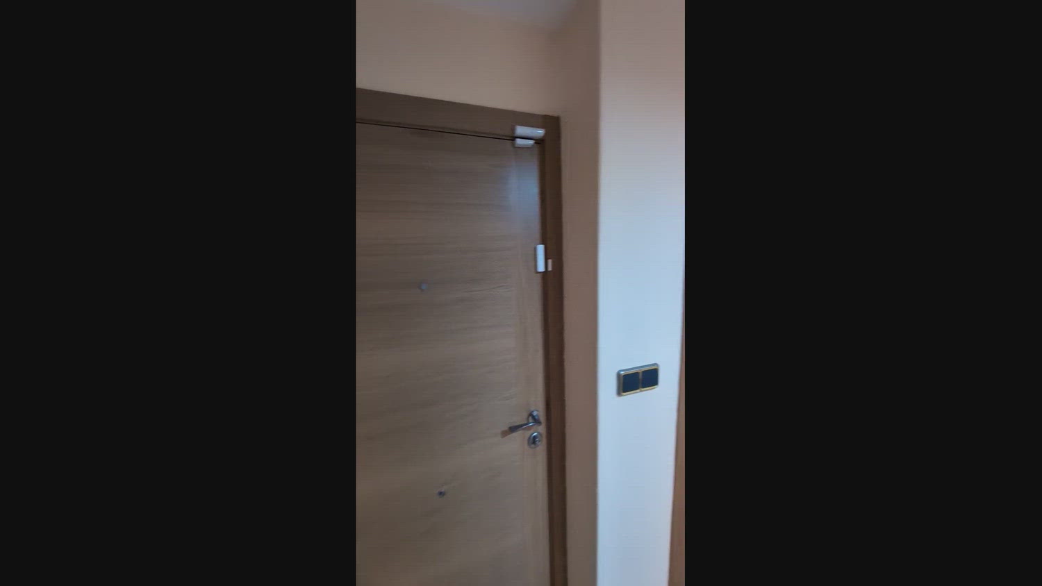 First photo of the property